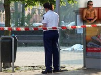 Hollanda’nın Lahey kentinde 65 yaşındaki Hollandalı 24 yaşındaki Türk genci Atilla’yı öldürdü